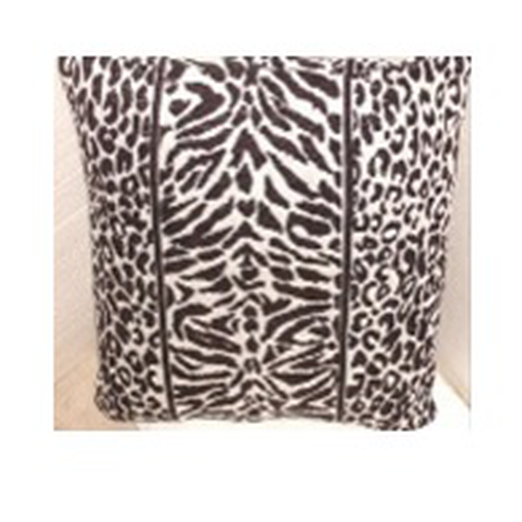 Leopardo cojin bco 0059w17s 45 x 45 // Pedido especial